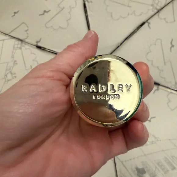 RADLEY LONDON Cream and Black Cityscape Print Folding Umbrella Scottie dog - Picture 5 of 8